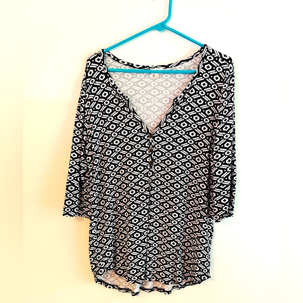 Flattering and comfy blouse